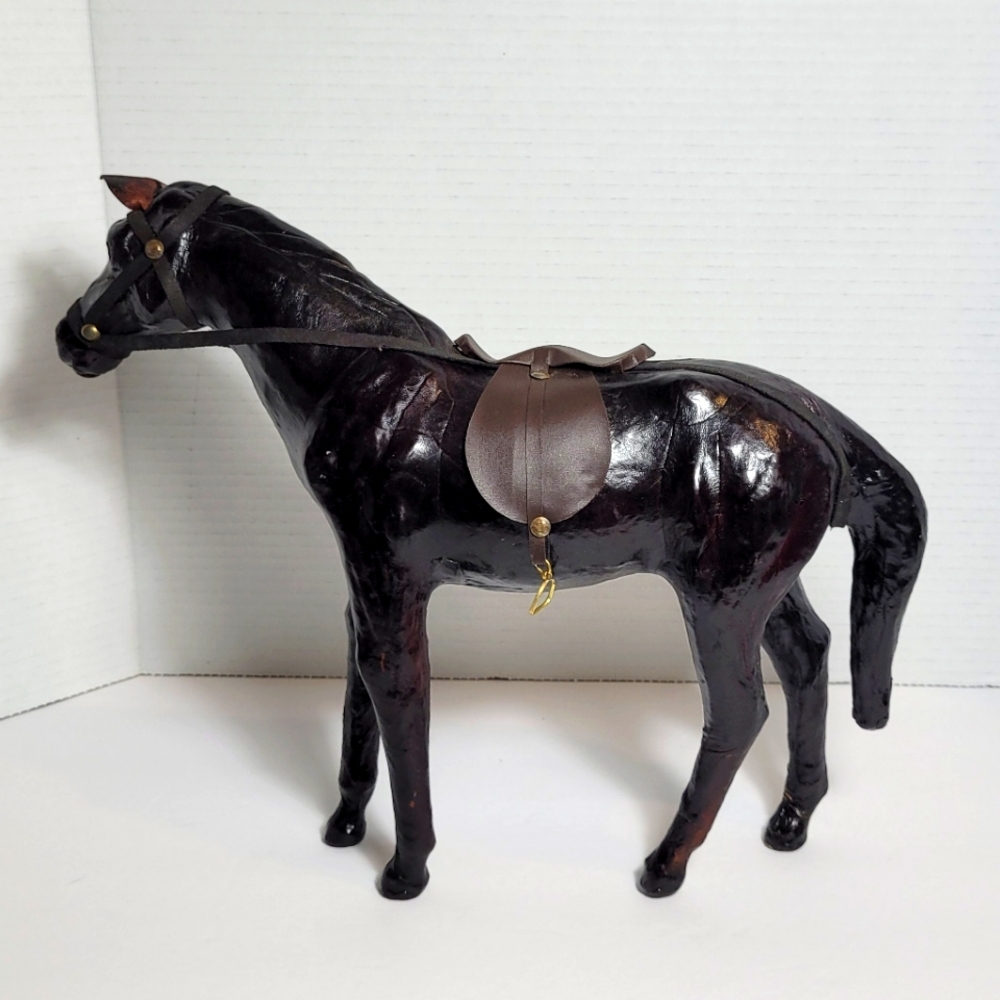 Vintage Brown Leather Wrapped Horse Statue Figure With Saddle - Picture 7 of 12